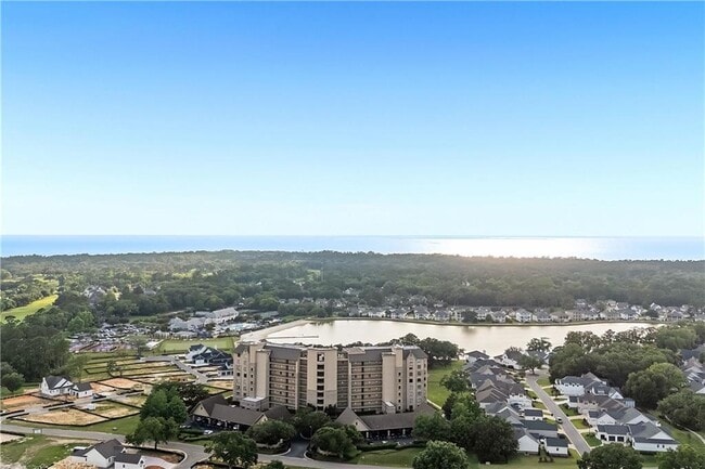 Building Photo - 18269 Colony Dr Dr