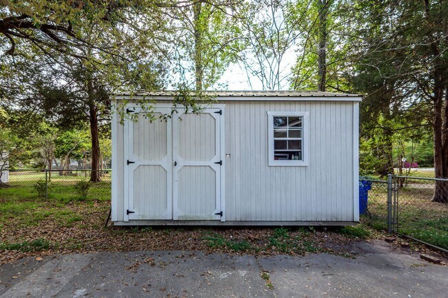 Building Photo - 4 Bedroom, 3 Bathroom Home in Magnolia Ranch - West Ashley