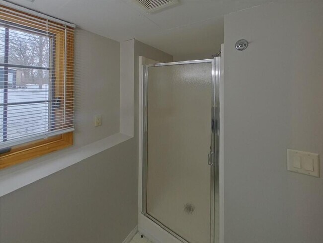 Building Photo - 18829 147th St NW