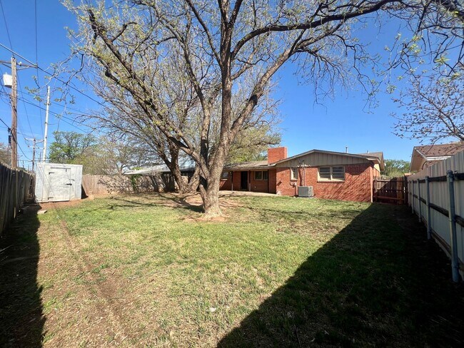 Building Photo - 2821 56th St