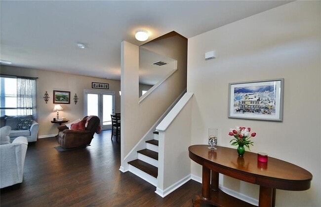 Building Photo - 3110 Boxwood Crossing