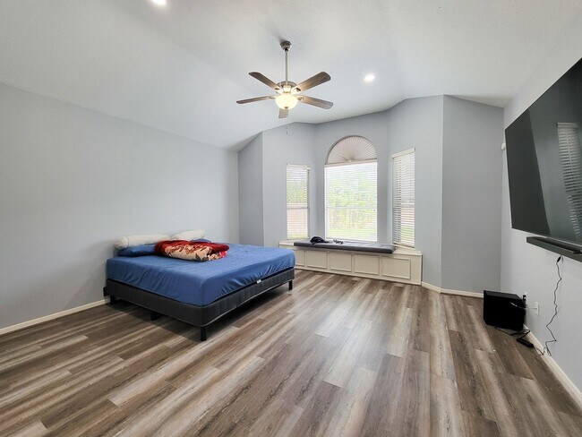 Building Photo - The perfect place to come home to! This be...