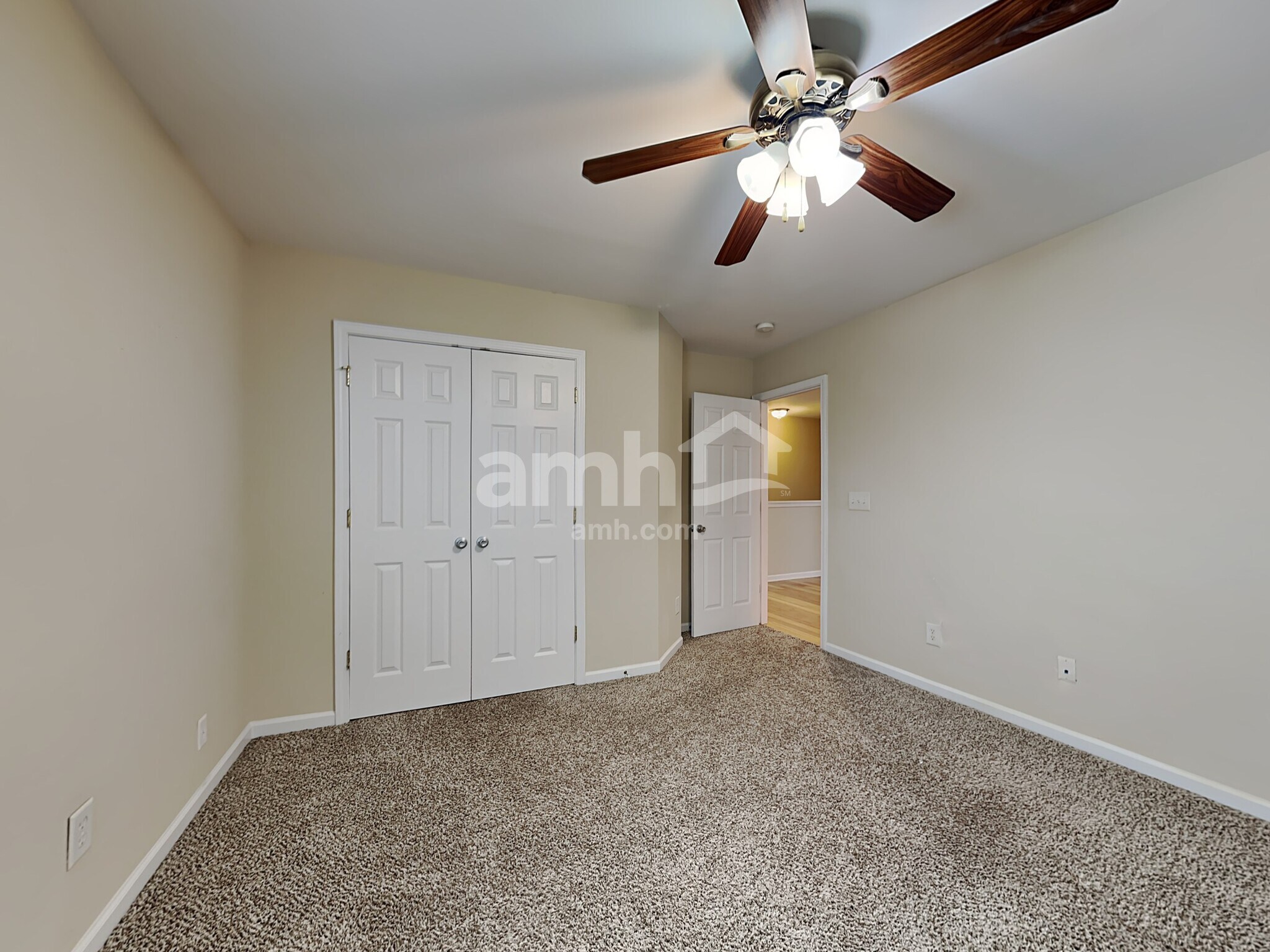 Building Photo - 6352 Hedgewood Ln