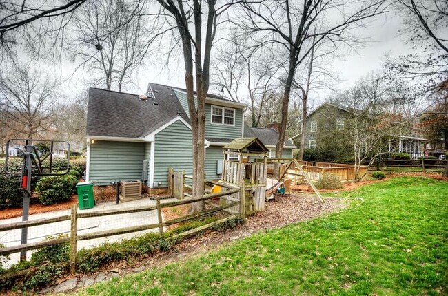 Building Photo - 5733 Connor Blvd