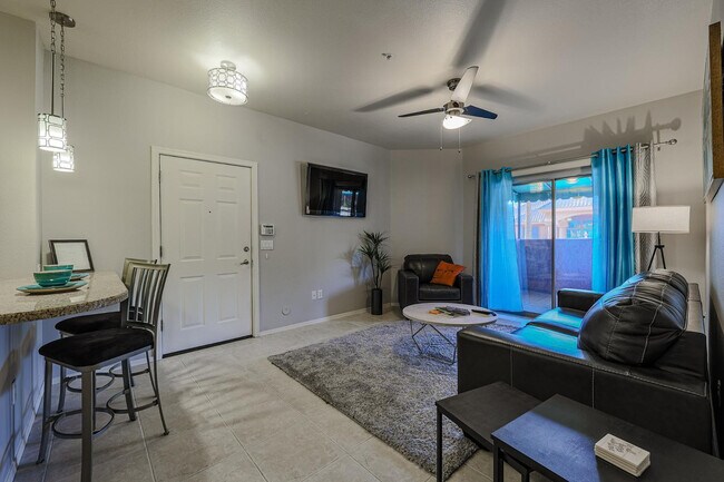 Building Photo - 14950 W Mountain View Blvd