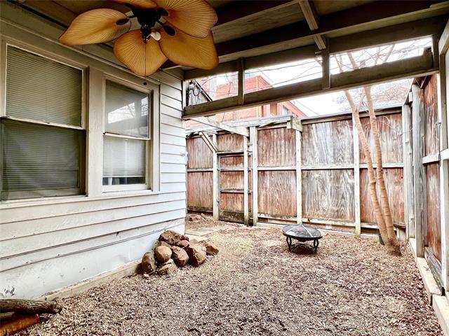 Building Photo - 3717 Throckmorton St