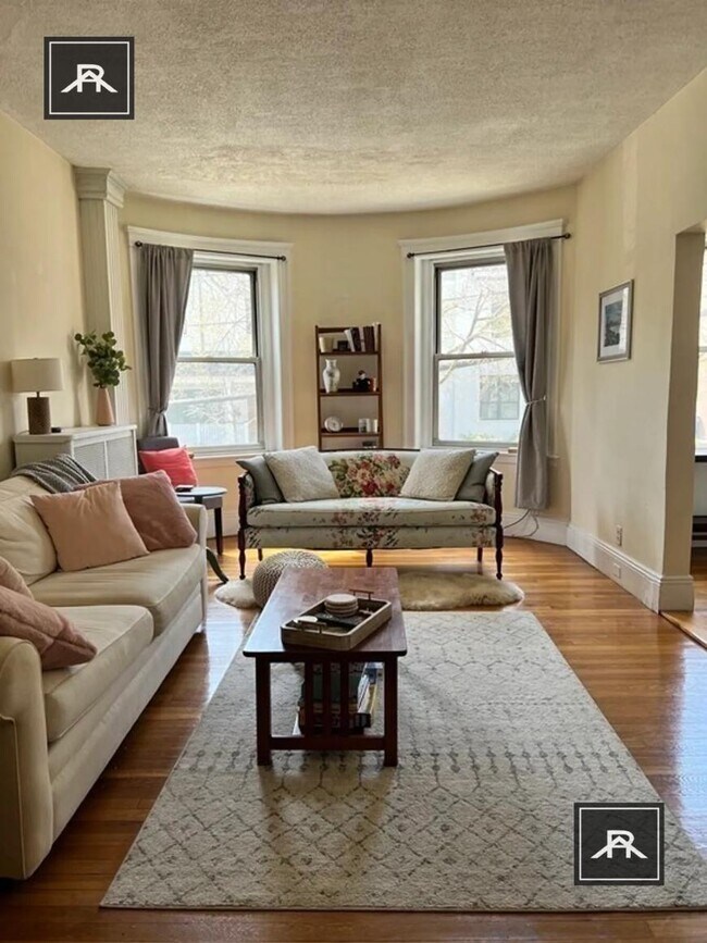 Building Photo - 2 bedroom in Brookline MA 02446