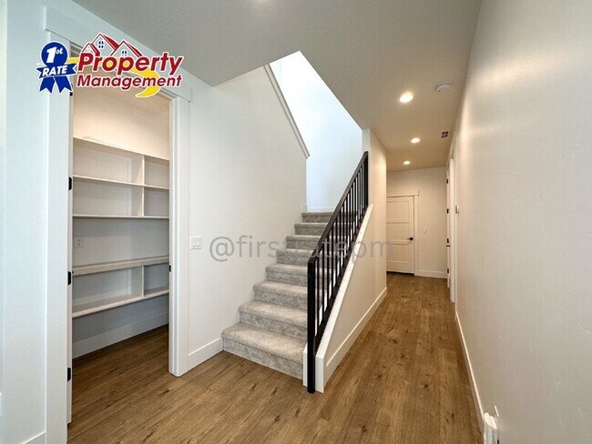 Building Photo - 2975 West Hidden Springs Drive