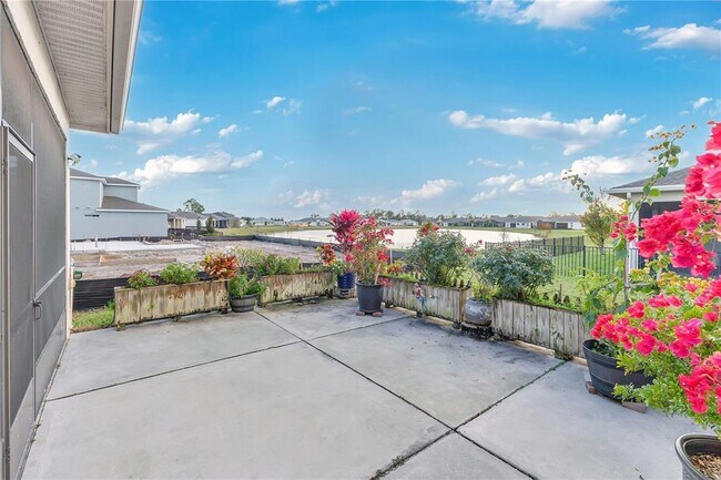 Building Photo - 5092 Twin Lakes Blvd