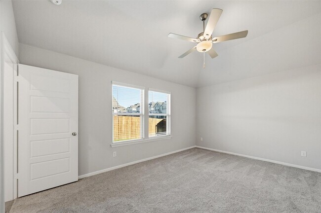 Building Photo - 501 Big Bnd Pkwy