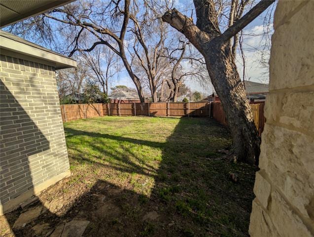 Building Photo - 2550 Eugene St