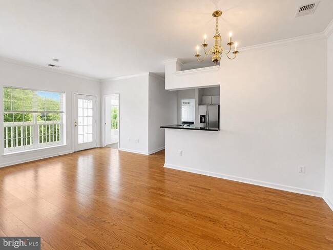 Building Photo - 4550 Strutfield Ln