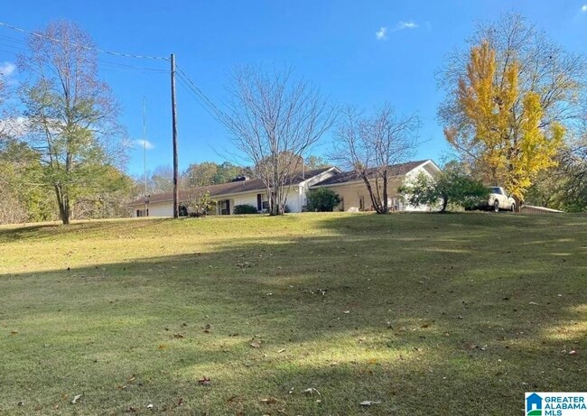 Building Photo - 1000 Highland Rd