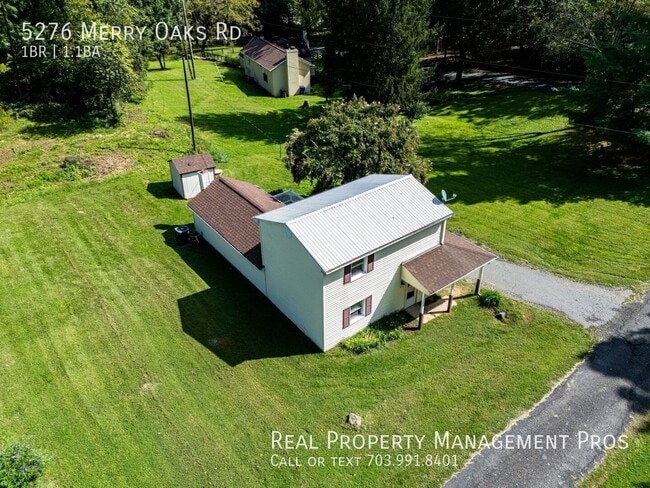 Building Photo - 5276 Merry Oaks Rd