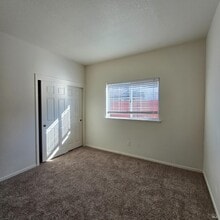 Building Photo - 1616 Paseo Flores Dr