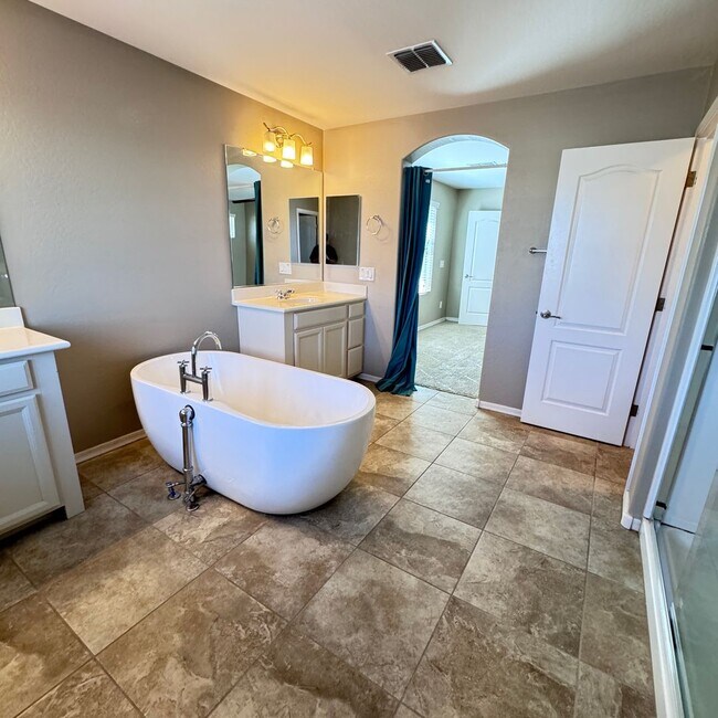 Building Photo - 3 bedroom rental in Cooley Station