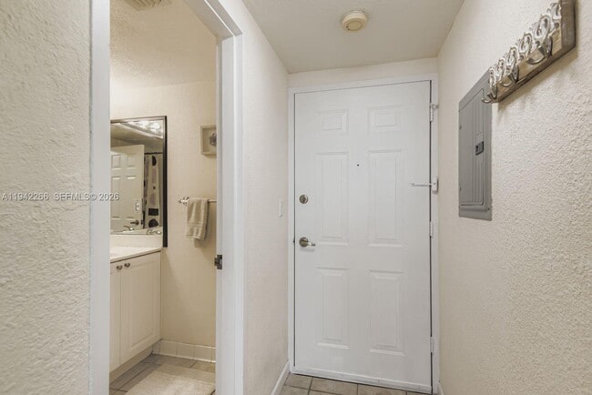 Building Photo - 2501 S Ocean Dr