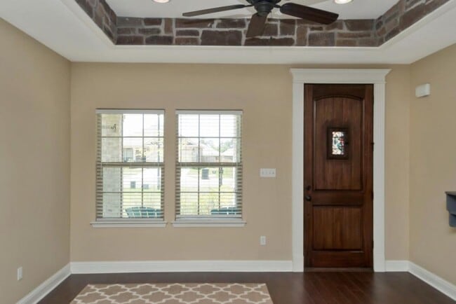 Building Photo - 14076 Anandale Cir
