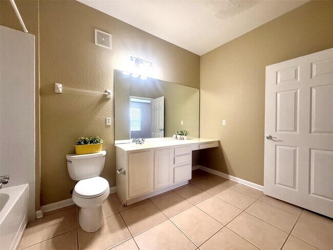 Building Photo - 3314 Robert Trent Jones Dr