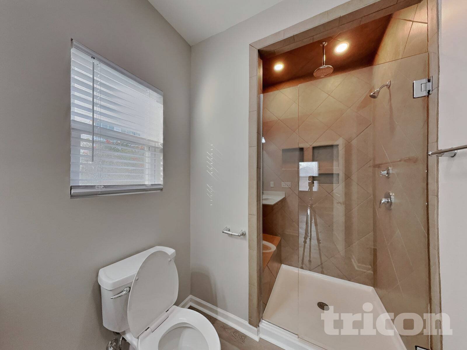 Building Photo - 75 Stratford Dr