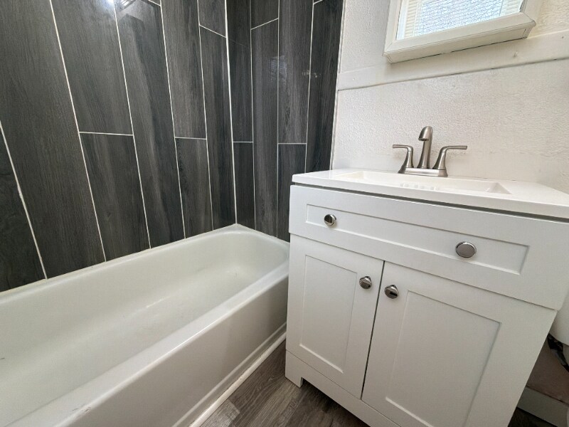 Building Photo - 2130 4th Ave