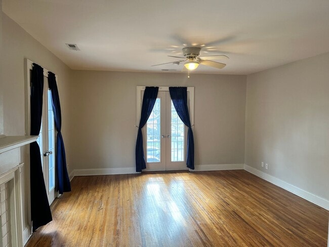 Building Photo - MS E Main Apartments