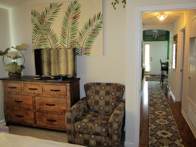 Building Photo - 4815 Hahns Peak Dr