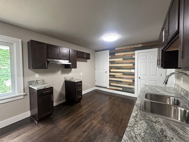 Building Photo - 3BR/2BA Rent to Own Home with Large Garage