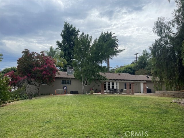 Building Photo - 1640 Dwight St