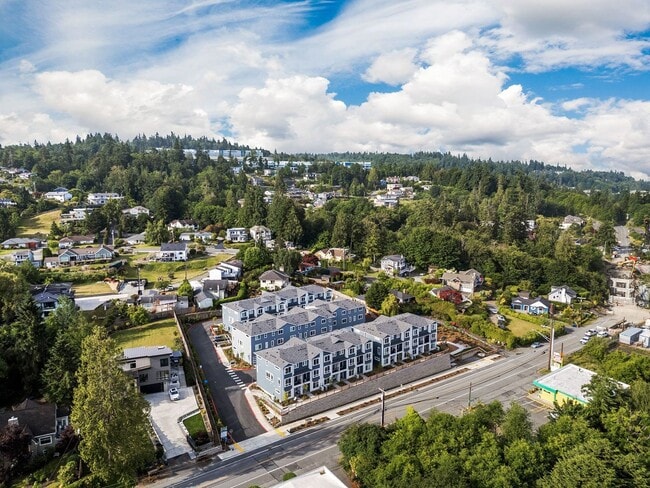 Building Photo - 4 Bedroom 3 Bath Stunning Brand New Townho...