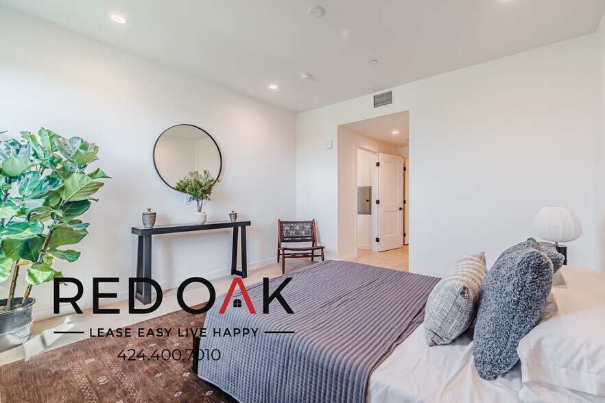 Building Photo - 1333 Orange Grove Ave