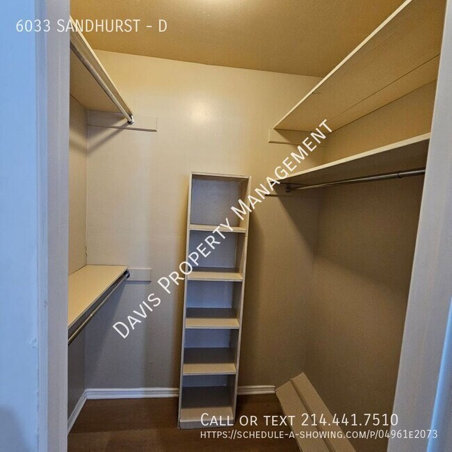 Building Photo - 6033 SANDHURST-D