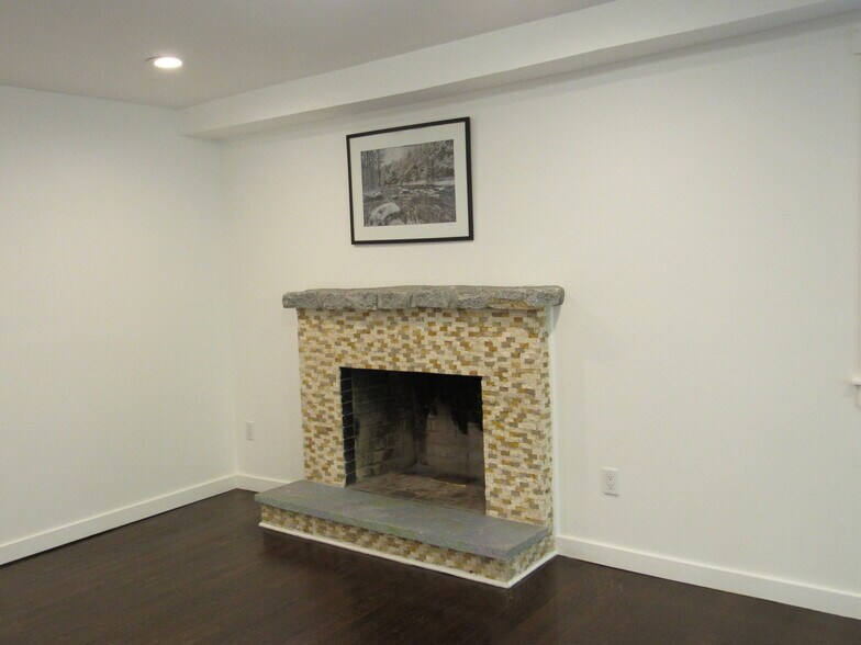 Building Photo - 63 Troiano Rd