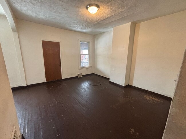 Building Photo - Check this Floor 2 for only $695/mo! But h...