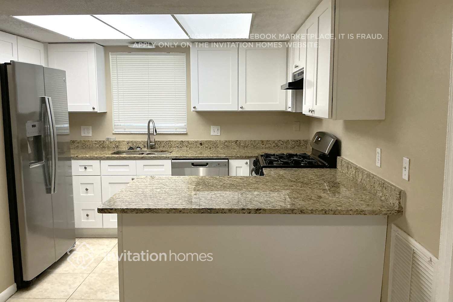 Building Photo - 12332 Monarch Cir