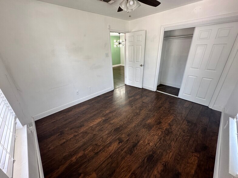 Building Photo - 1904 Sbisa Way