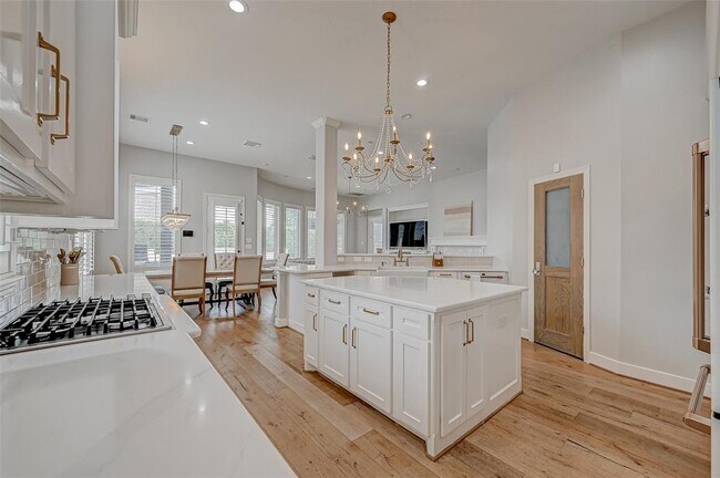 Building Photo - 21102 W Kelsey Creek Trail