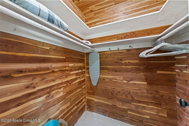 Building Photo - 231 Fifth Ave