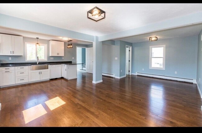 Building Photo - 54 Aldrich Rd