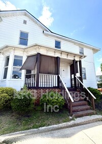 Building Photo - 1701 Grace St