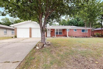 Building Photo - 3BR/2BA North Richland Hills Home with Updated Finishes