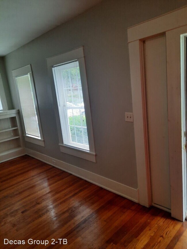 Building Photo - 3 br, 1.5 bath House - 650 Maple St