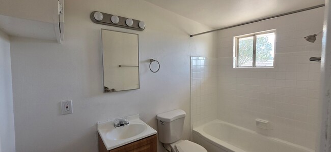 Building Photo - 2750 N Balboa Ave