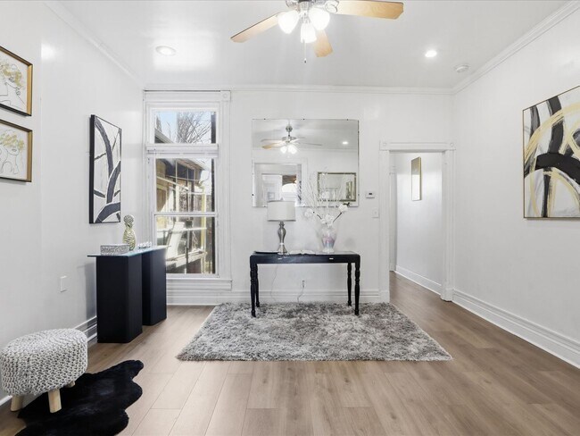 Building Photo - Charming Spacious Baltimore Rowhome