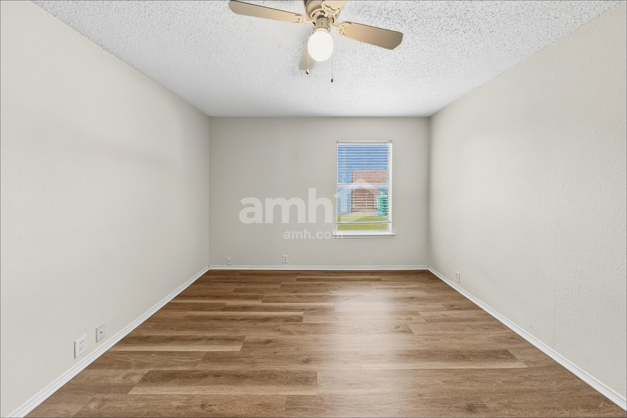 Building Photo - 1017 Greenbend Dr