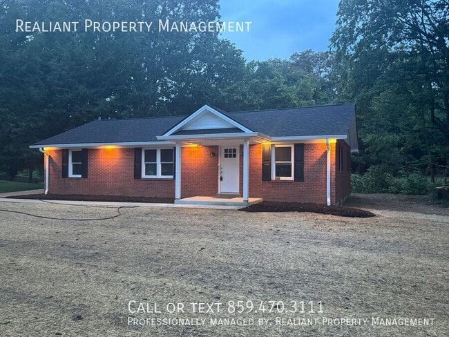 Building Photo - 115 Rainbow Dr