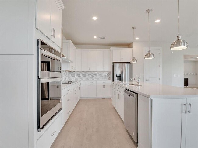 Building Photo - 4532 Gliding Wave St