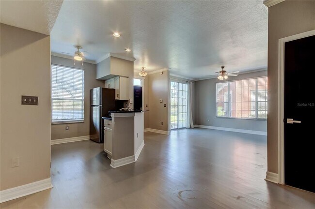 Building Photo - 9750 Lake Chase Island Way