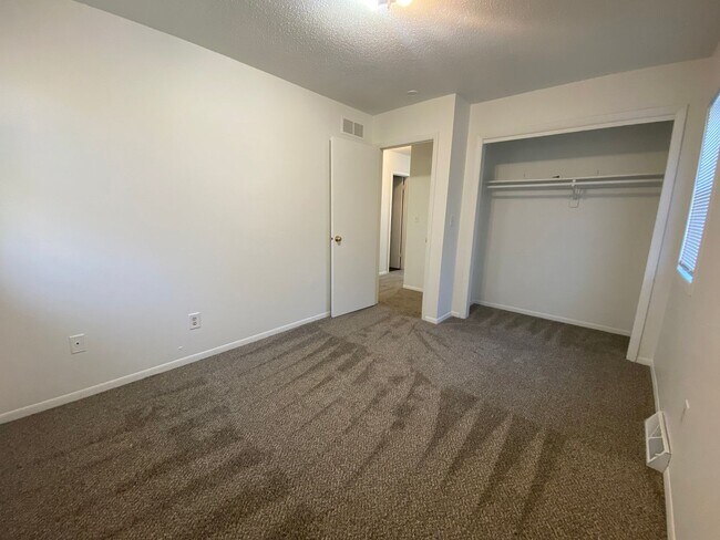 Building Photo - $1,500 | 3 Bedroom, 1 Bathroom Duplex | NO PETS | Available for an August 1st, 2026 Move In!
