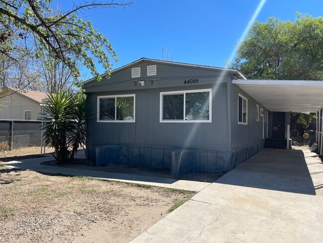 Building Photo - Nice Home For Rent
